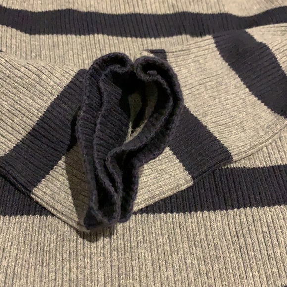 EUC Jacob Navy blue & Grey Striped Boat neck Sweater - size M - Picture 9 of 16